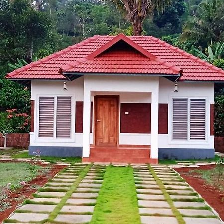 Himani Heritage Resorts, Formerly Camp Nishani Holidays Madikeri Exteriör bild